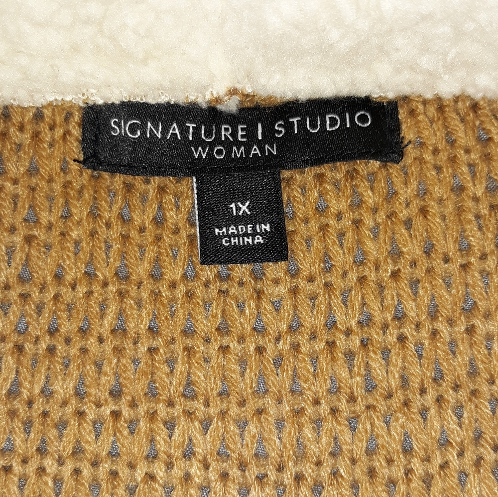Vest - Picture 4 of 4
